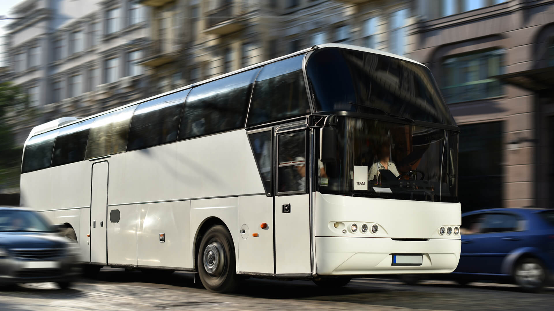 How Much Does a Charter Bus Cost? Consider This…